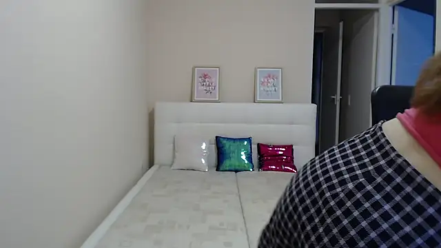 AnnaSweet18 webcam