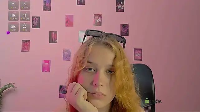 roxy_starr_ webcam