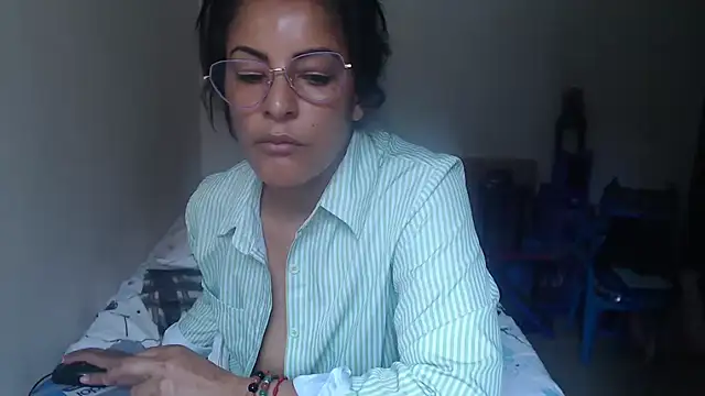 kateleyagrey webcam