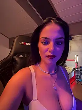 LunnaVey webcam
