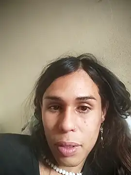 pretty_ariiel webcam