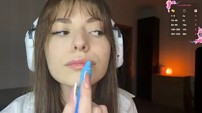 LorinaSpero webcam