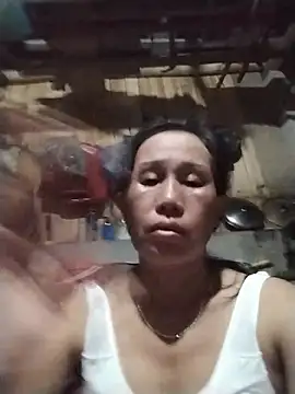 Delina68 live sex cam