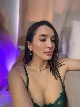 Bella-taylorr webcam