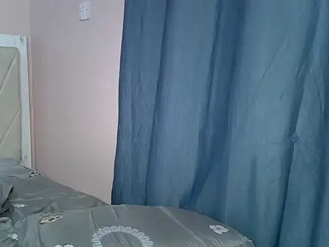 PrettyBelllaa webcam