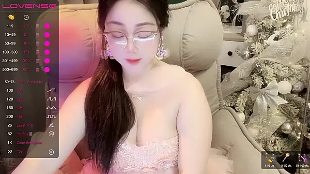 Monica-666888- webcam