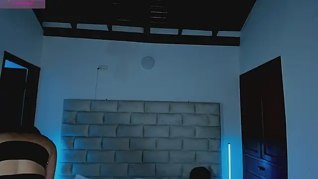 HollyGrey_ webcam