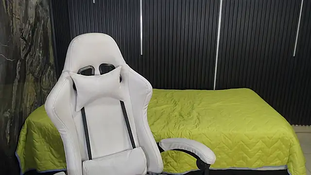 naomis_36 webcam