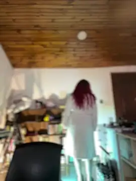 NikkiNix webcam