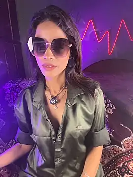 Ivy_the_goddess webcam