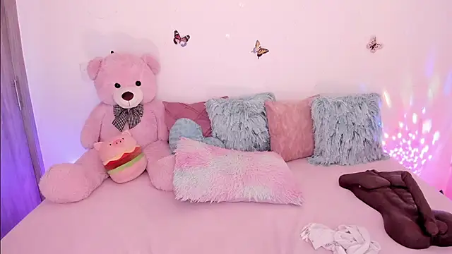 Zara_uwu_ webcam