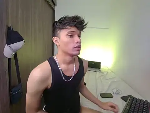 alexxxgod (M twink) - show ass