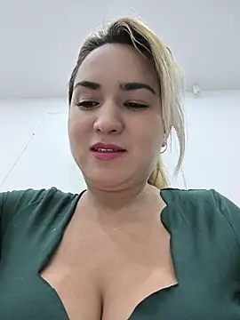 violet-grey webcam
