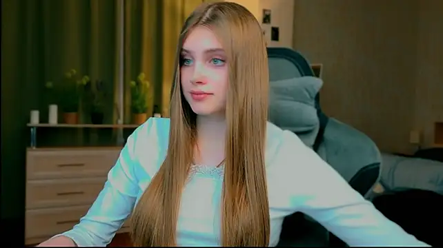 yourbeautyarya webcam