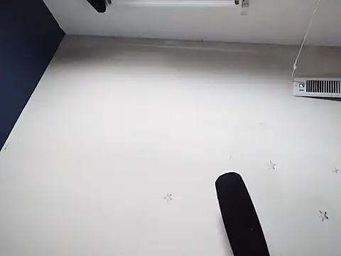 Kynghot228 webcam