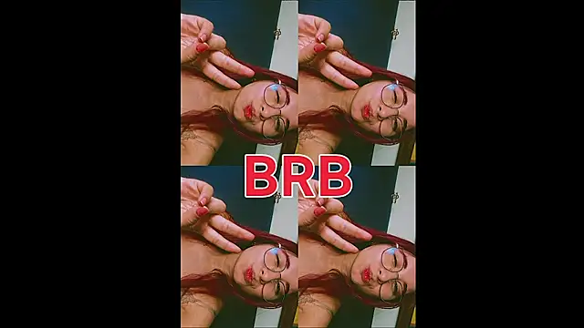 Lyrarose__ webcam