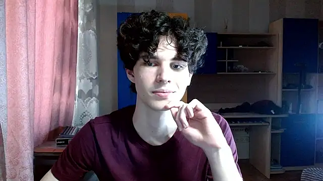 richard_kaupo (M twink) - welcome to my room!