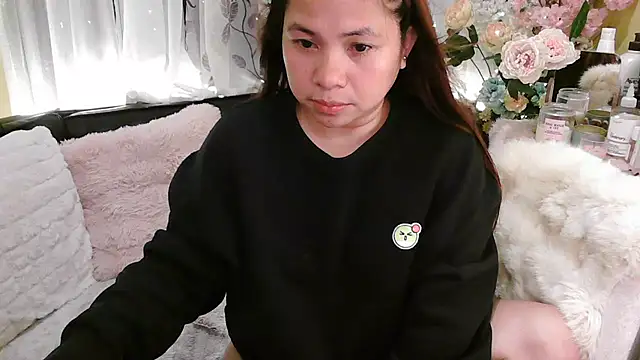 OhmyPinay webcam