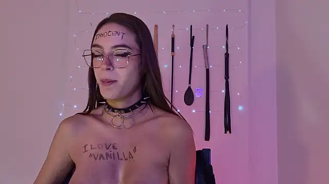 nina_kink webcam
