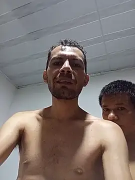 Skinyhot99 webcam