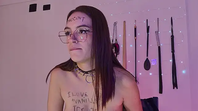 nina_kink (F teen) - fingering my pussy + fake sperm ✩࿐