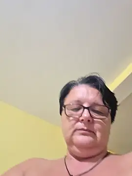 Diana_Diafan live cam on StripChat