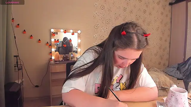 Alice_next_door webcam