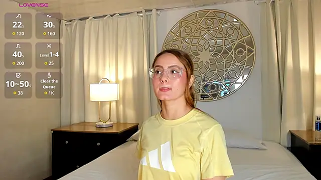Ada_Turner webcam