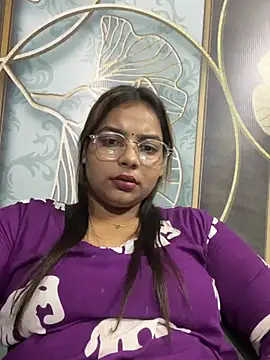 Aayra_Joshi webcam