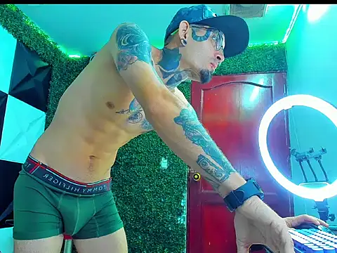 Boy_tatto77 webcam