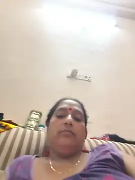 Sexy-Konika webcam