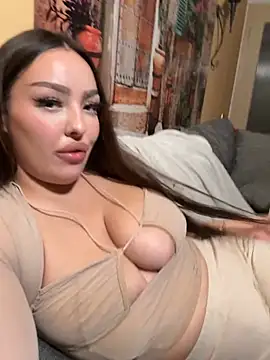 SpanishYoungGirl webcam