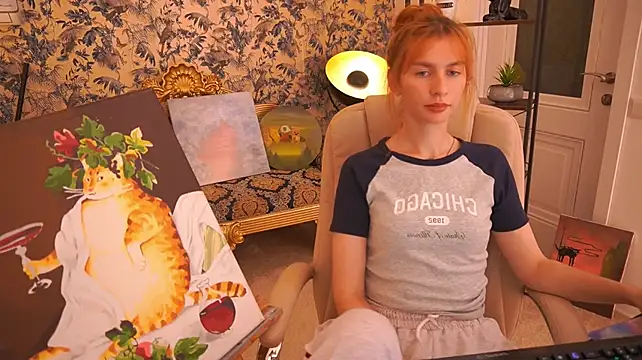 Nicol_Moonn webcam