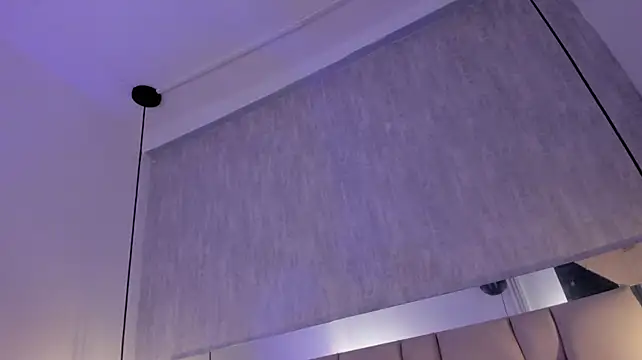 Roxie-Summers11 webcam