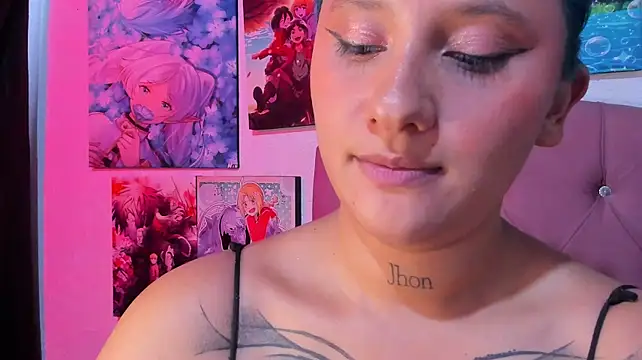 Mila_nixon02 webcam