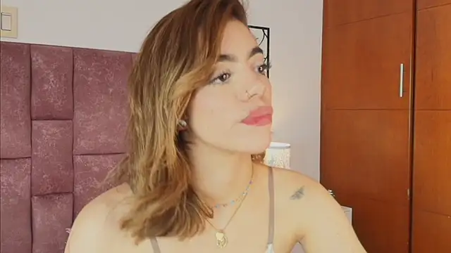 Violetta_Ficher webcam