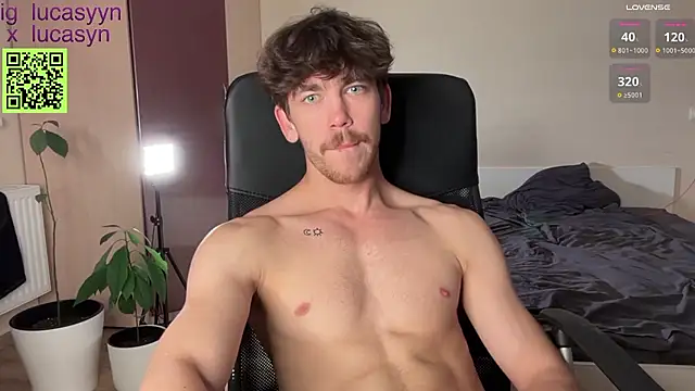 luca_syn webcam