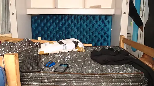 SweetJoy696 webcam