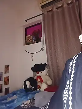 Sanaya_Gil webcam