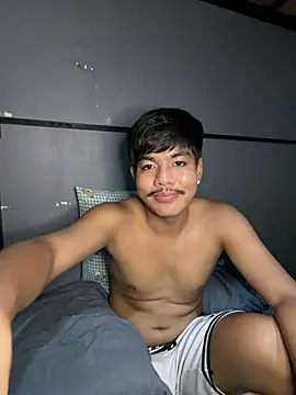 Dylannn_30 webcam