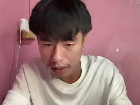 Benevolent_XO_Marc webcam