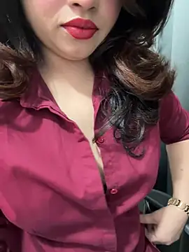 Yours_riya11 webcam