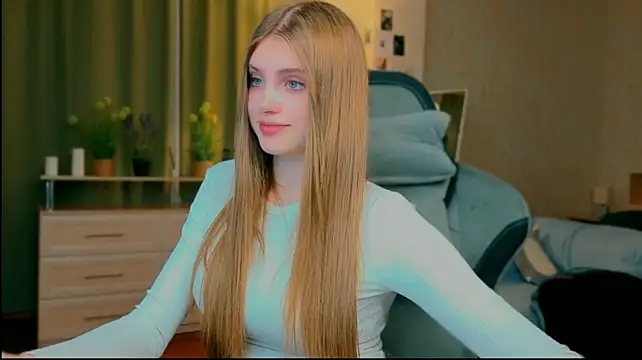 yourbeautyarya webcam