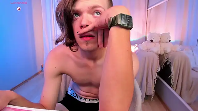 Evan_West webcam