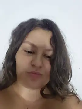BlackCurly webcam