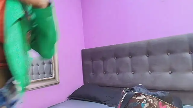karolinee_66_ webcam