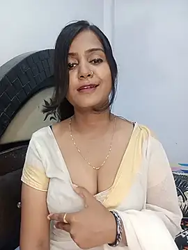 Miss-Riyasingh webcam