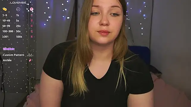 CuteSharloti webcam