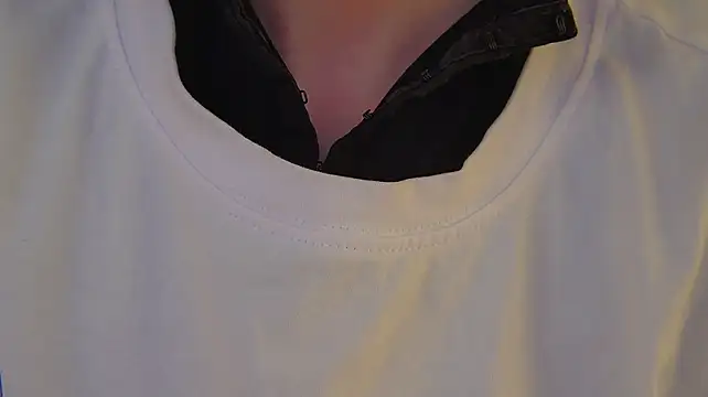 KeiraAsti webcam