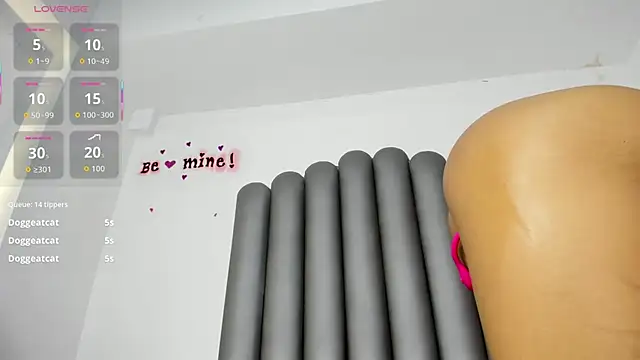 Alisha_Ebonyy webcam